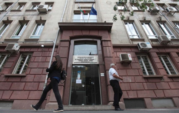 Хакер взломал базу данных Налоговой Службы в Болгарии, раскрыв данные всех налогоплательщиков страны